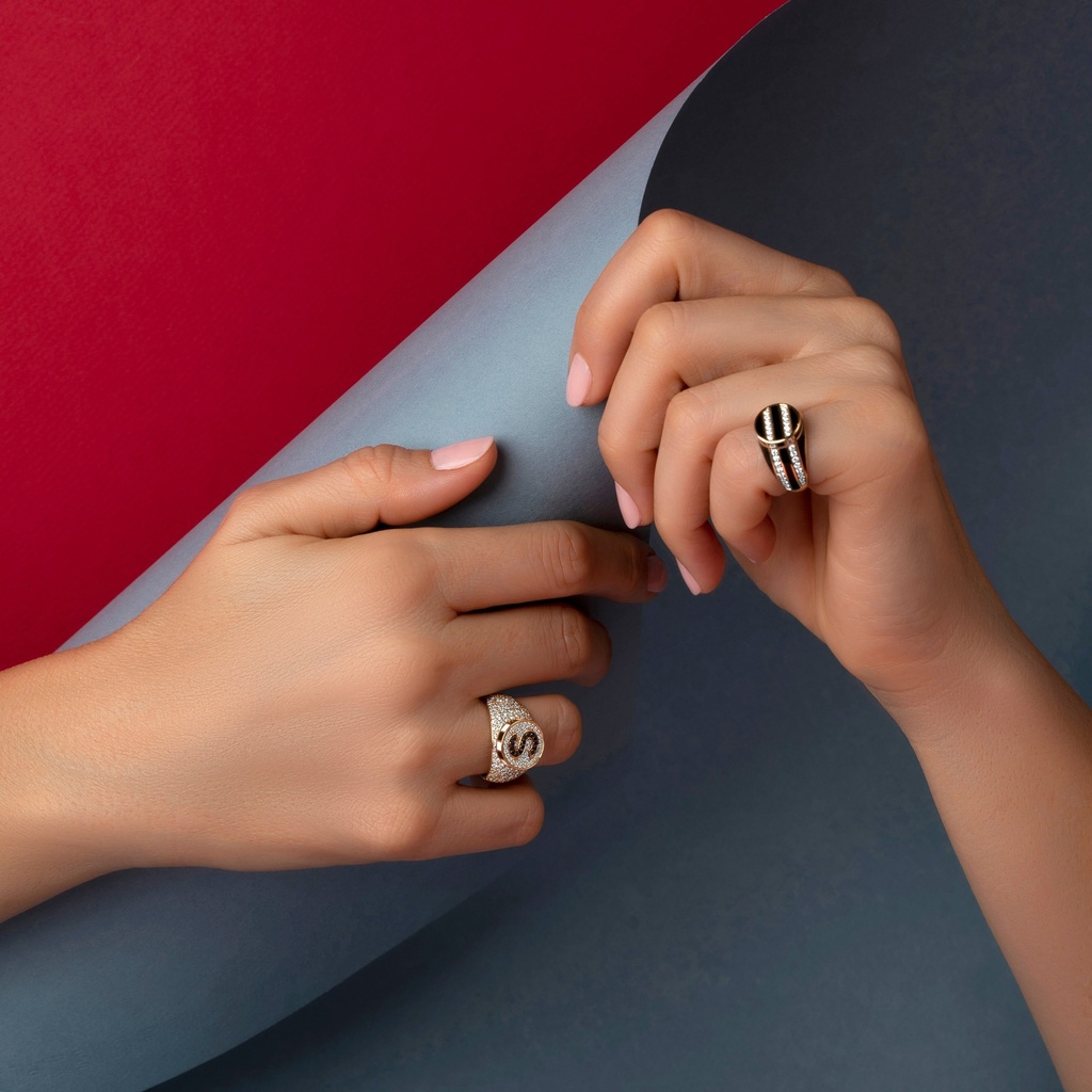 Aisha Baker Signet Dreams Diamond Yellow Gold Pinky Ring SD003_5.jpg