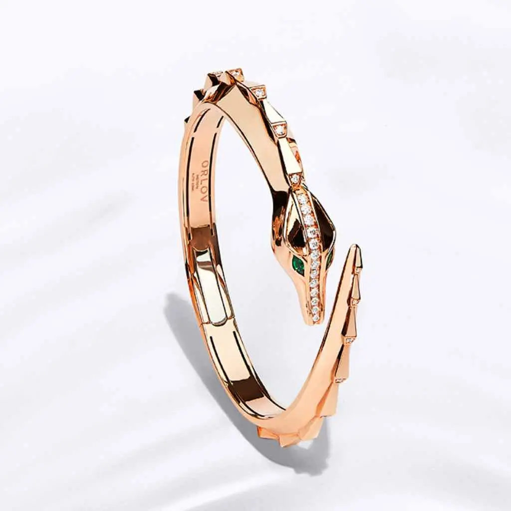 Spike Signature Croco Light Pavé Diamond Bracelet