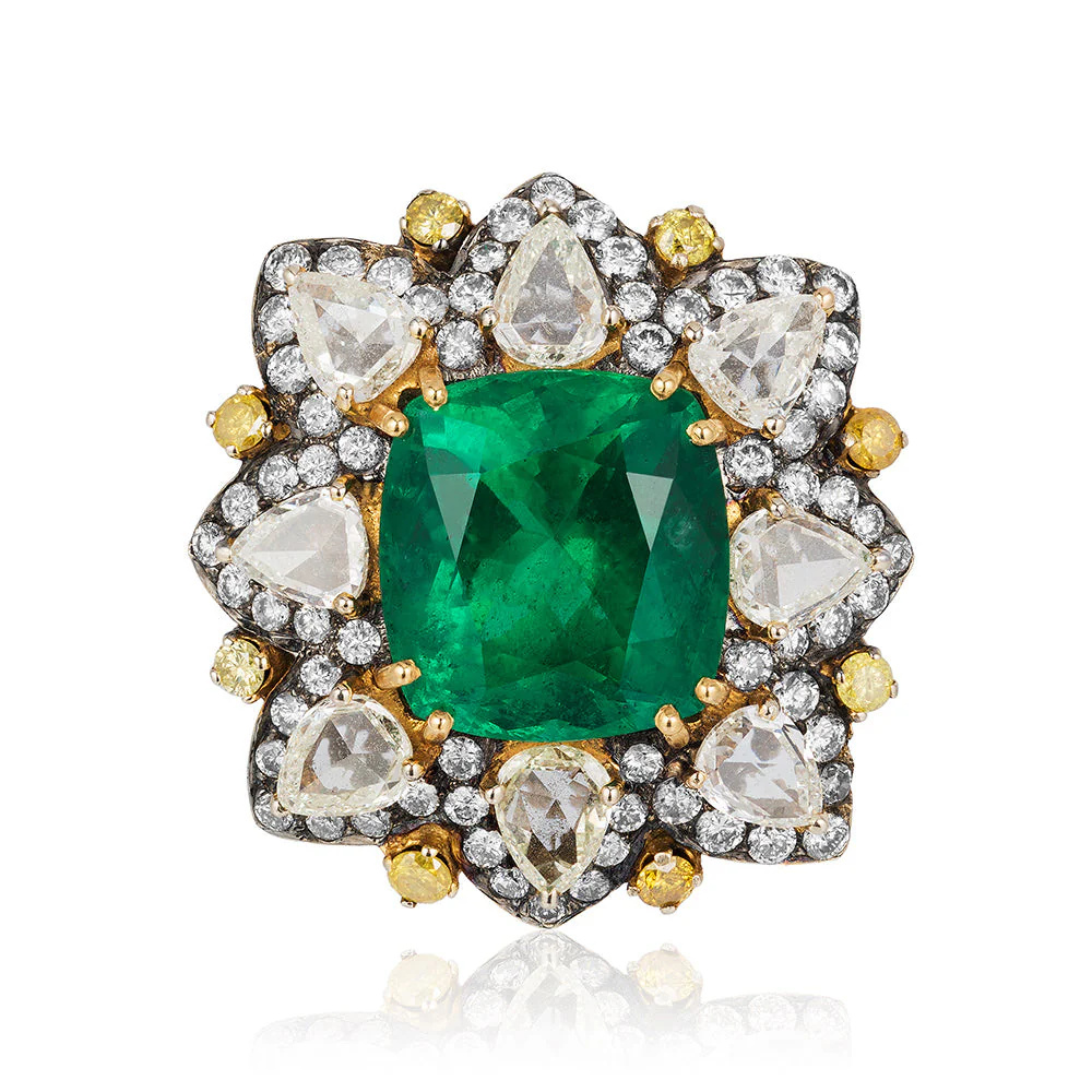 Yellow Gold Zambian Emerald Ring