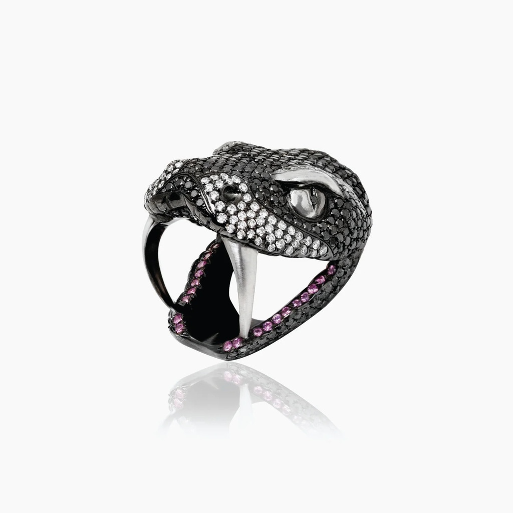 The Serpent’S Head Ring