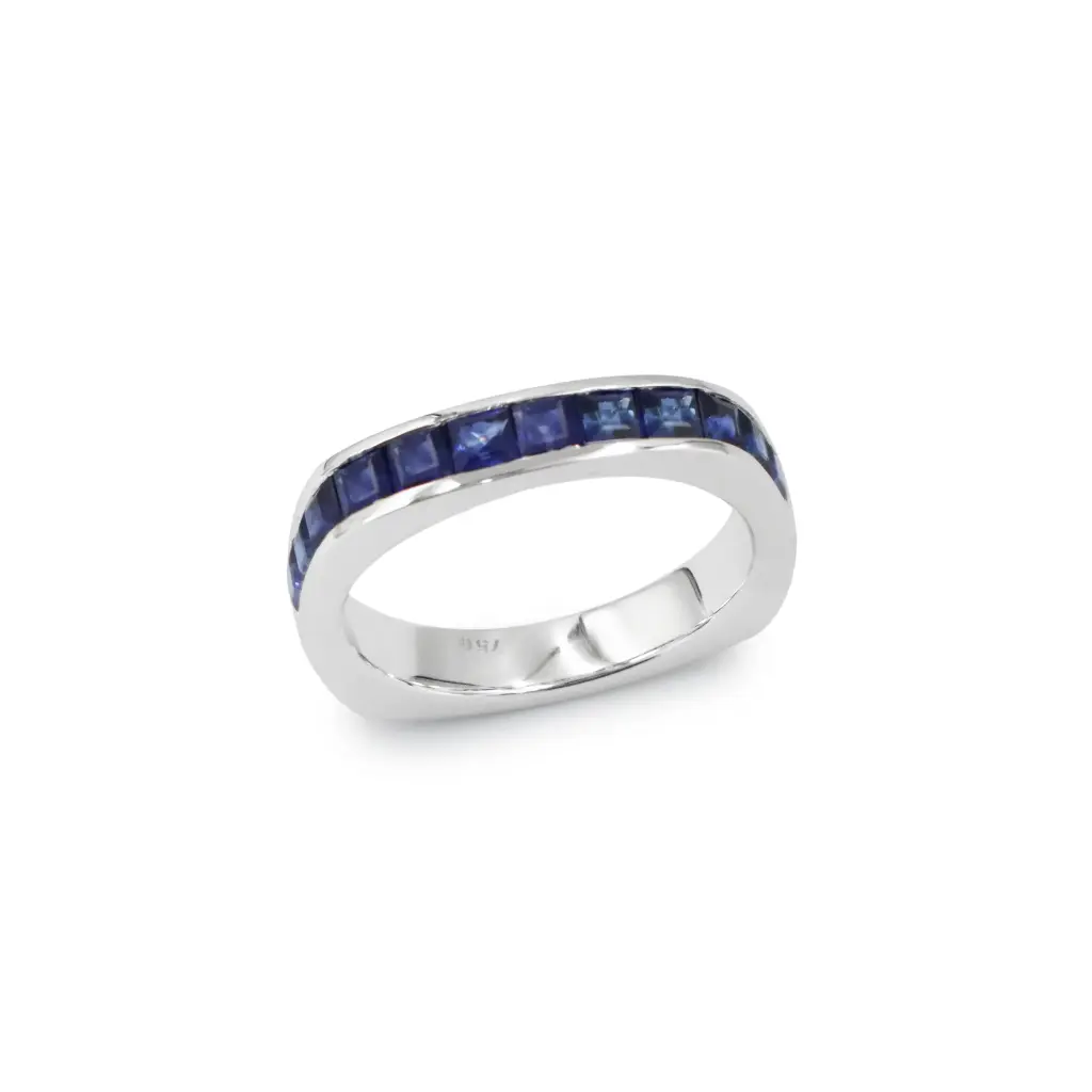 White Gold & Sapphire Ring