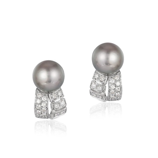 [E266] White Gold Diamond Pearl Stud Earrings